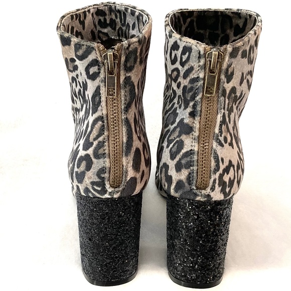 NOT RATED CHERRY VELVET ANIMAL PRINT GLITTER BLOCK HEEL BOOTS SIZE 10 - Picture 8 of 14